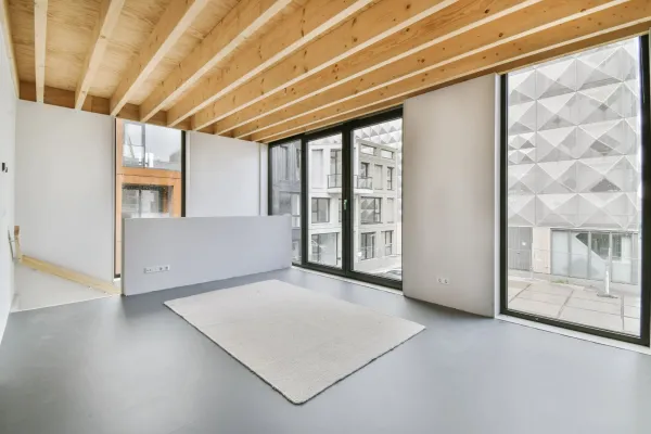 spacious-bright-room-with-large-windows-2025-02-10-10-45-02-utc-685c06b0e184d